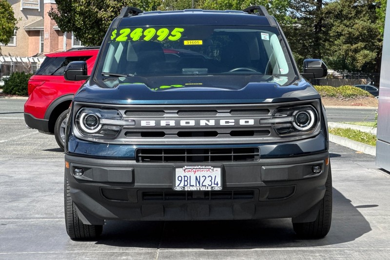 Ford Bronco Sport Vehicle Full-screen Gallery Image 10