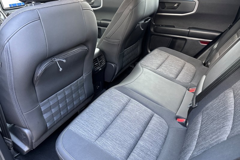 Ford Bronco Sport Vehicle Full-screen Gallery Image 13