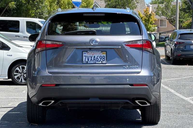 Lexus NX Vehicle Full-screen Gallery Image 05