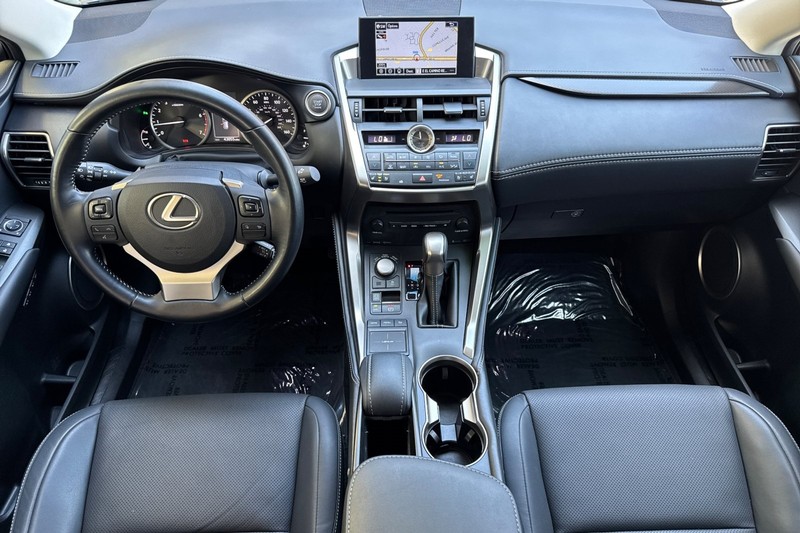 Lexus NX Vehicle Full-screen Gallery Image 13