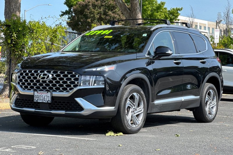Hyundai Santa Fe Vehicle Full-screen Gallery Image 08
