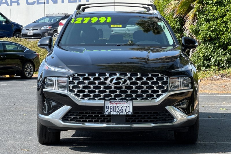 Hyundai Santa Fe Vehicle Full-screen Gallery Image 09