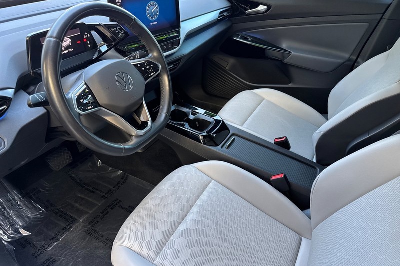 Volkswagen ID.4 Vehicle Full-screen Gallery Image 10
