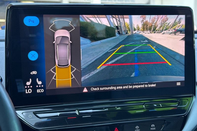 Volkswagen ID.4 Vehicle Full-screen Gallery Image 20