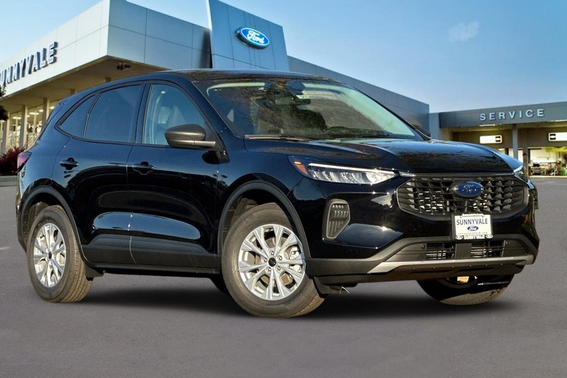 Ford Escape Vehicle Full-screen Gallery Image 02