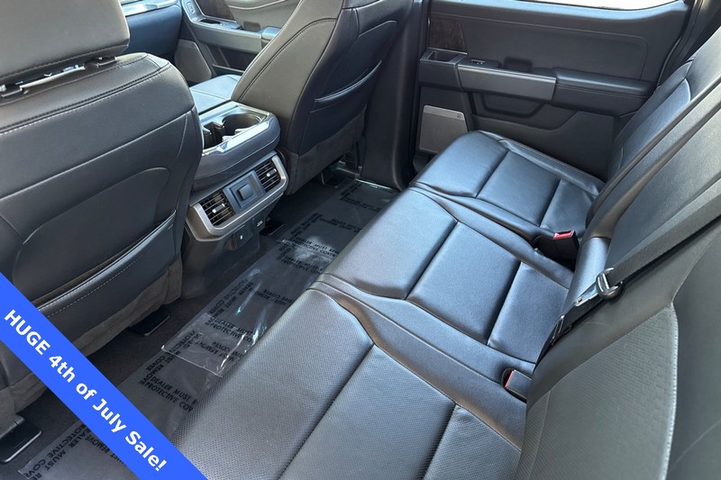 Ford F-150 Vehicle Full-screen Gallery Image 13