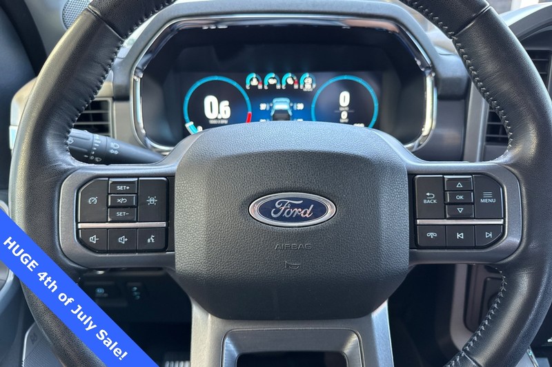 Ford F-150 Vehicle Full-screen Gallery Image 24
