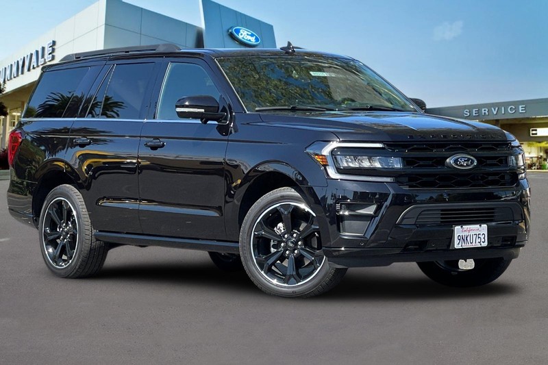 Ford Expedition Vehicle Full-screen Gallery Image 02