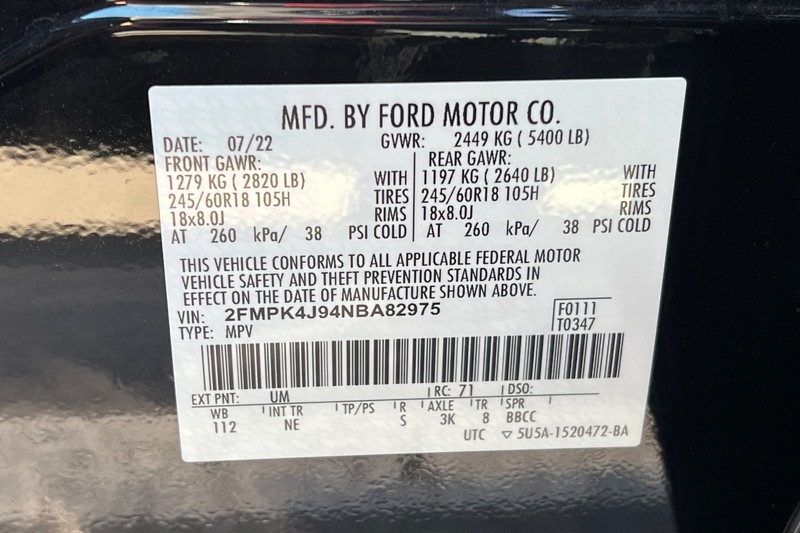 Ford Edge Vehicle Full-screen Gallery Image 29