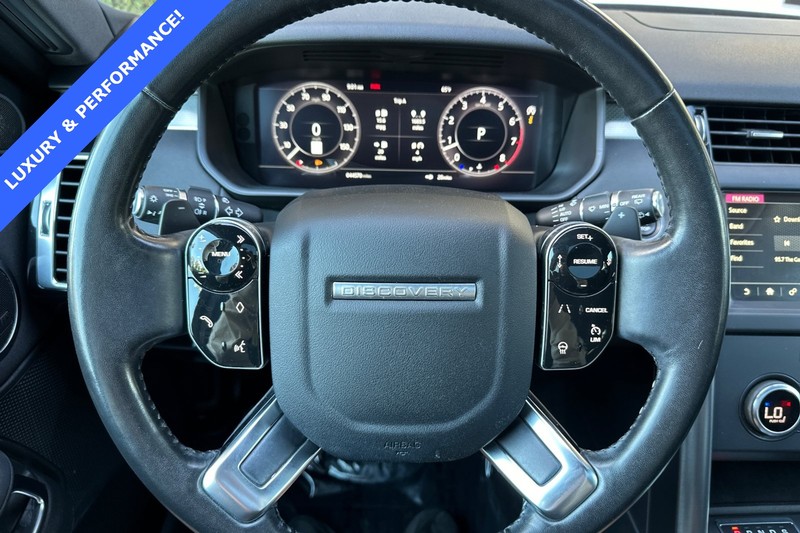 Land Rover Discovery Vehicle Full-screen Gallery Image 25