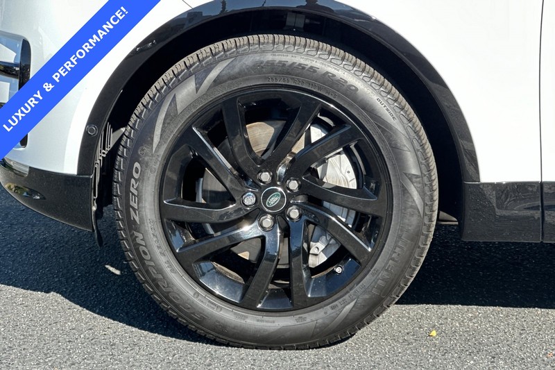 Land Rover Discovery Vehicle Full-screen Gallery Image 28