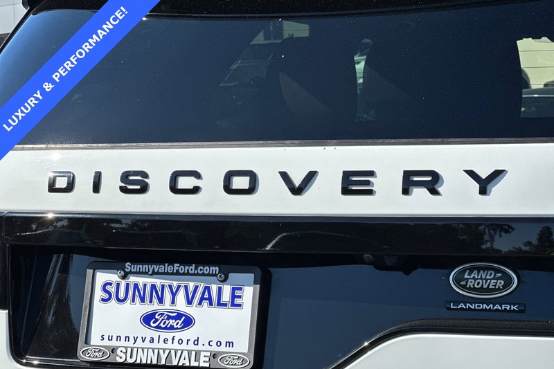 Land Rover Discovery Vehicle Full-screen Gallery Image 29