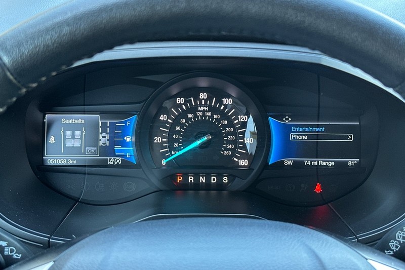 Ford Edge Vehicle Full-screen Gallery Image 25