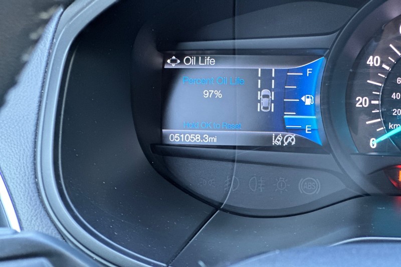 Ford Edge Vehicle Full-screen Gallery Image 26