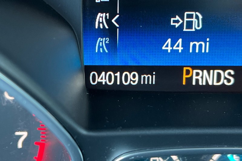 Ford Escape Vehicle Full-screen Gallery Image 25