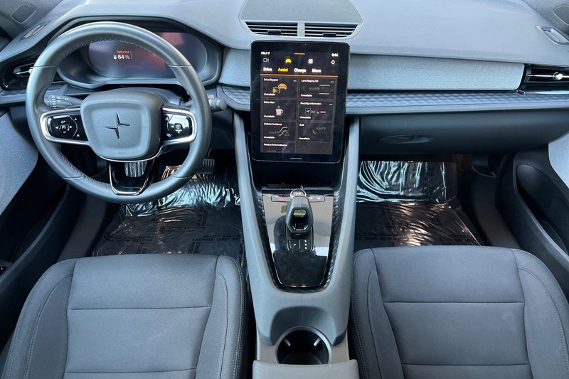 Polestar 2 Vehicle Full-screen Gallery Image 13