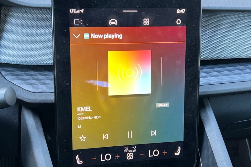 Polestar 2 Vehicle Full-screen Gallery Image 18