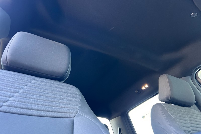 Ford F-150 Vehicle Full-screen Gallery Image 16