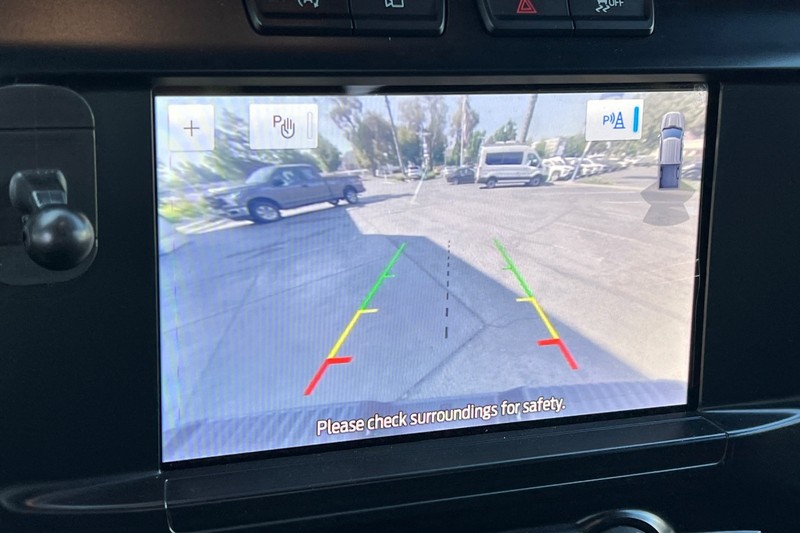 Ford F-150 Vehicle Full-screen Gallery Image 19