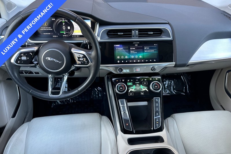 Jaguar I-PACE Vehicle Full-screen Gallery Image 13
