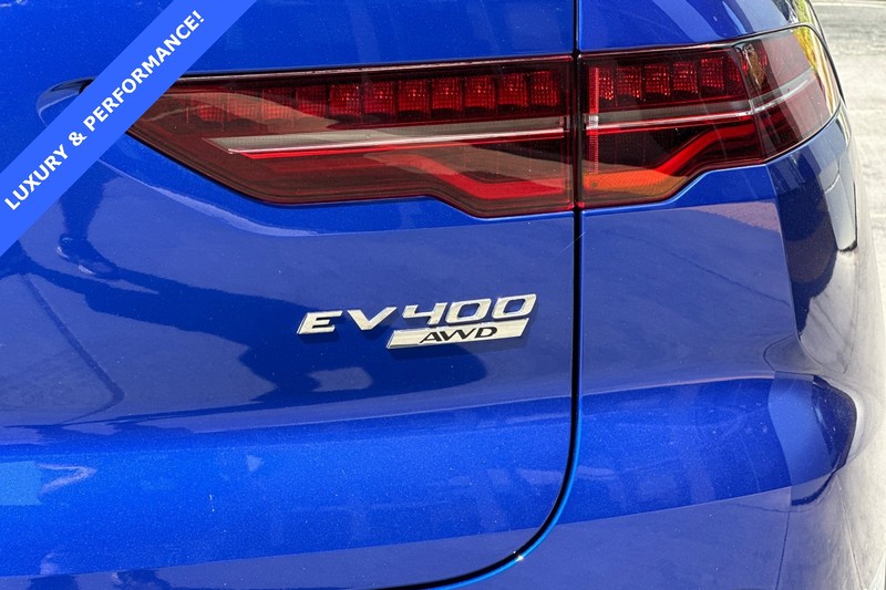 Jaguar I-PACE Vehicle Full-screen Gallery Image 28