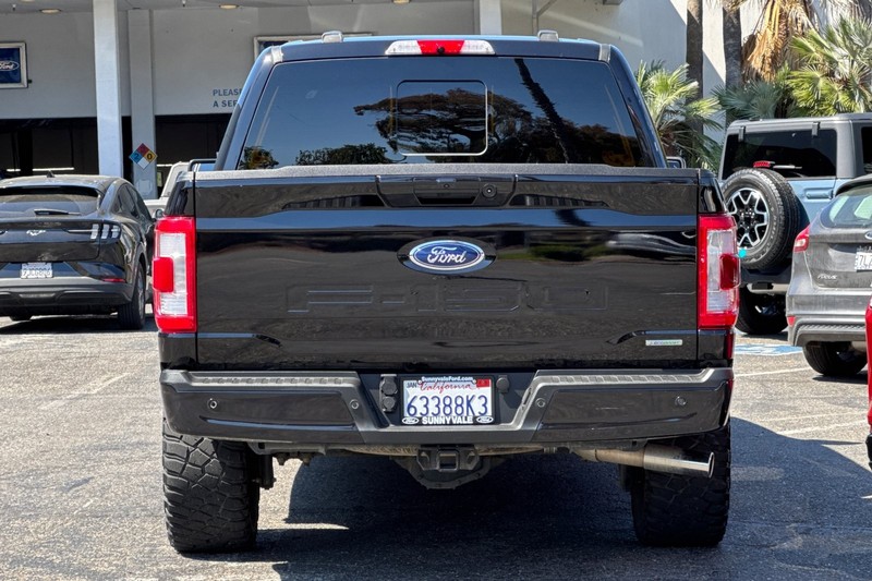 Ford F-150 Vehicle Full-screen Gallery Image 05