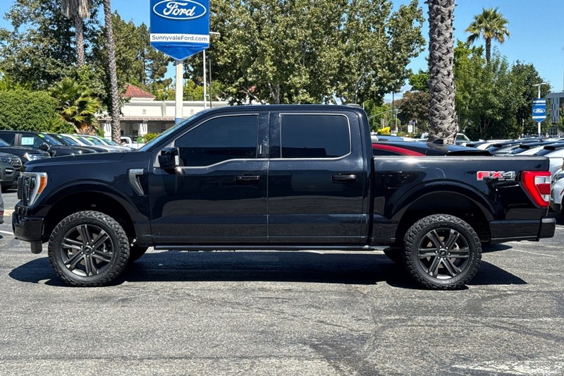 Ford F-150 Vehicle Full-screen Gallery Image 08