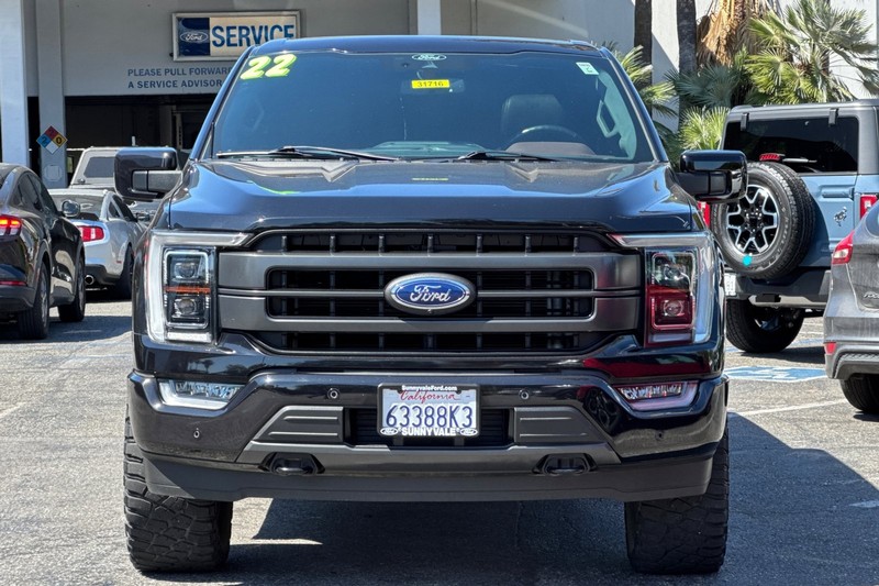 Ford F-150 Vehicle Full-screen Gallery Image 10