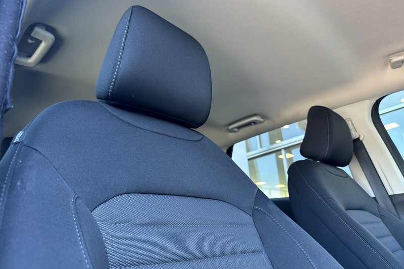 Ford Edge Vehicle Full-screen Gallery Image 18