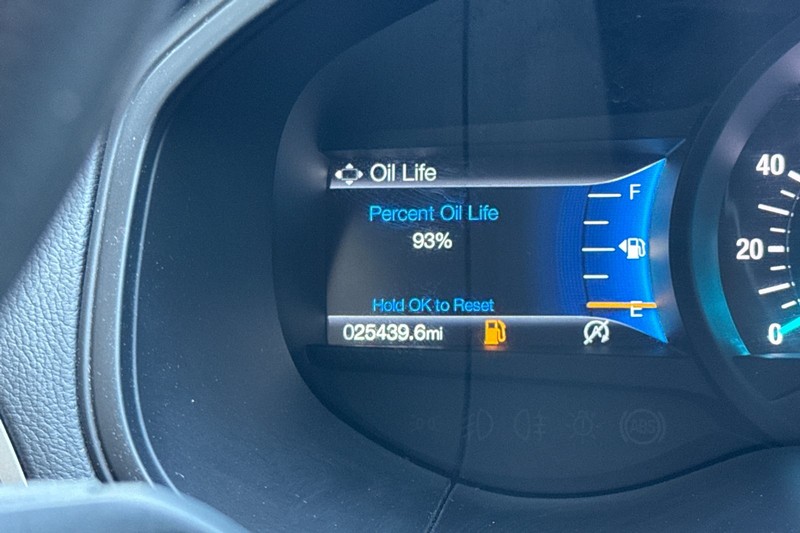 Ford Edge Vehicle Full-screen Gallery Image 26