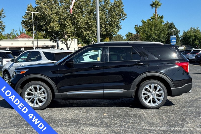 Ford Explorer Vehicle Full-screen Gallery Image 08