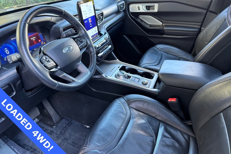 Ford Explorer Vehicle Full-screen Gallery Image 11