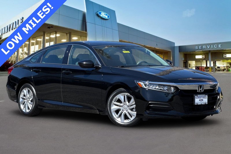 Honda Accord Sedan Vehicle Full-screen Gallery Image 02