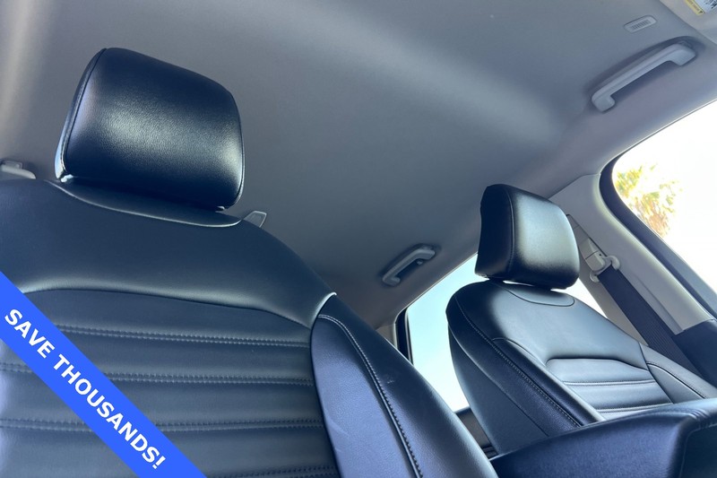 Ford Edge Vehicle Full-screen Gallery Image 18
