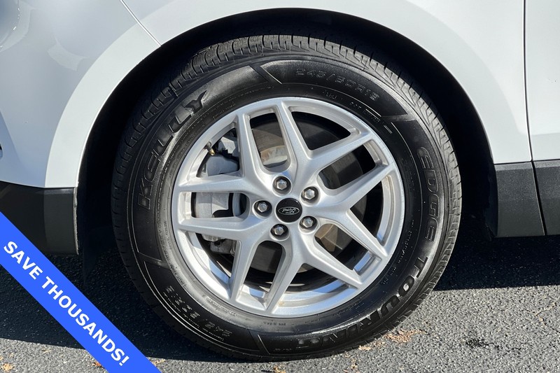 Ford Edge Vehicle Full-screen Gallery Image 27