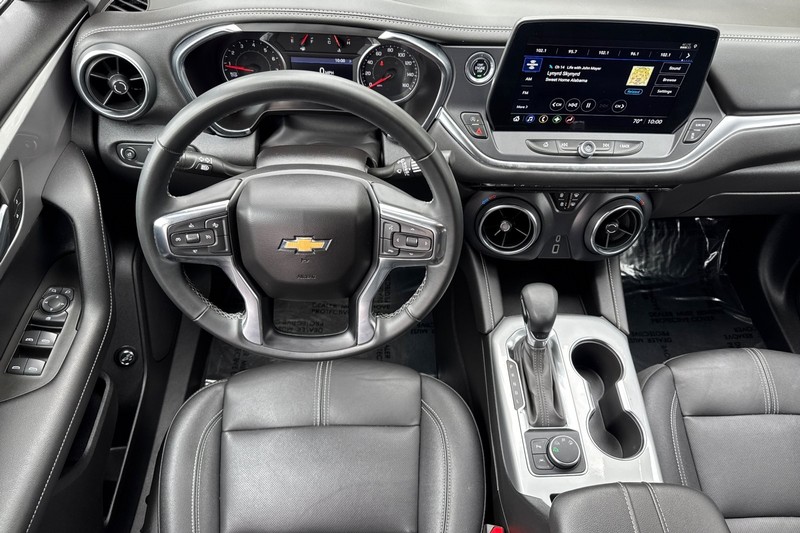 Chevrolet Blazer Vehicle Full-screen Gallery Image 15