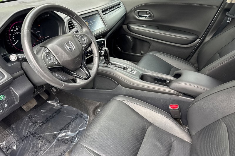 Honda HR-V Vehicle Full-screen Gallery Image 10
