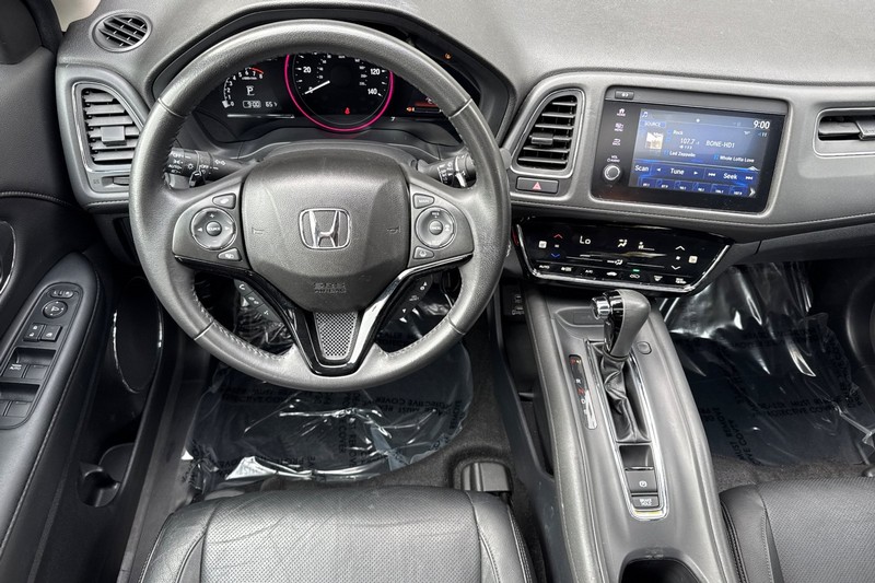 Honda HR-V Vehicle Full-screen Gallery Image 14