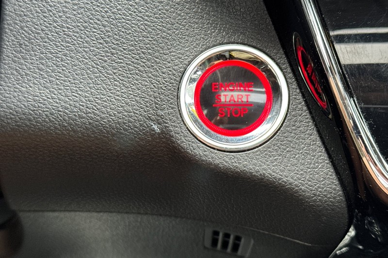 Honda HR-V Vehicle Full-screen Gallery Image 22