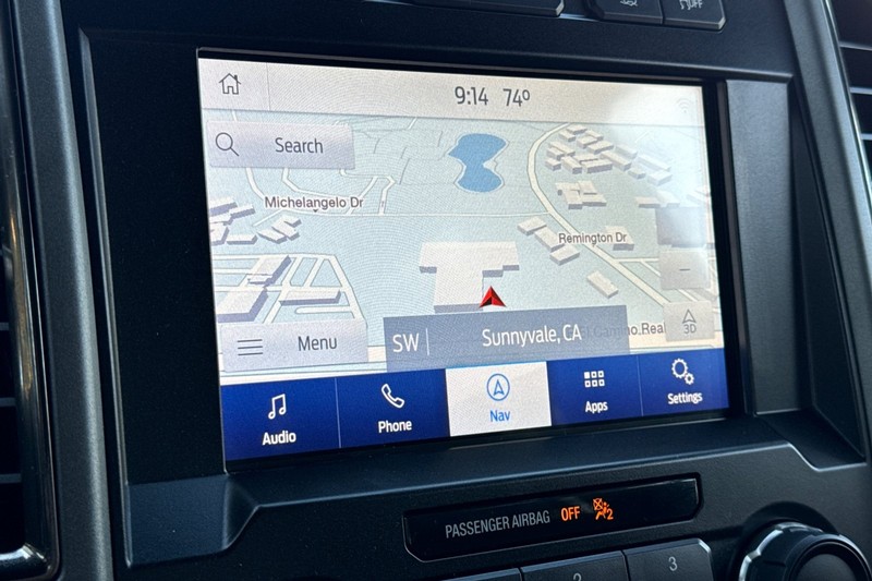 Ford F-150 Vehicle Full-screen Gallery Image 19