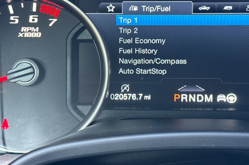 Ford F-150 Vehicle Full-screen Gallery Image 25