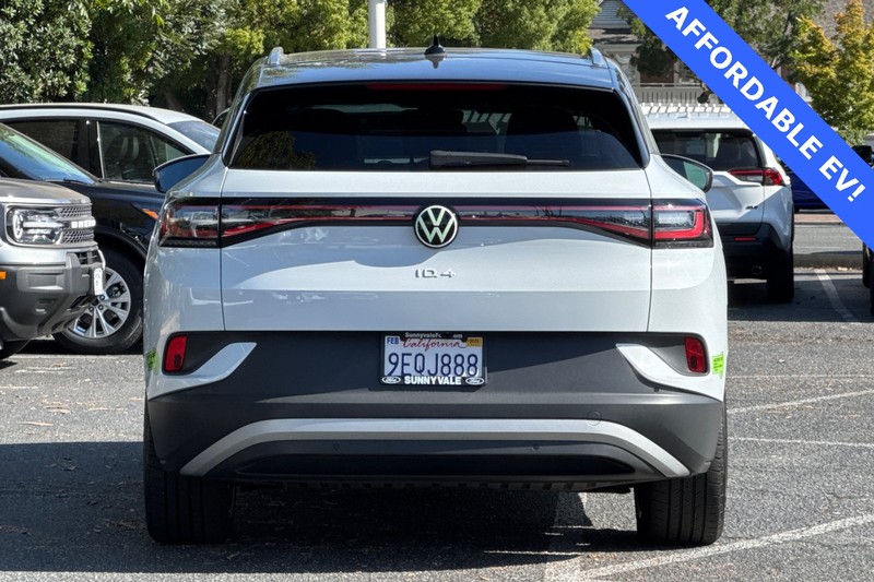 Volkswagen ID.4 Vehicle Full-screen Gallery Image 05
