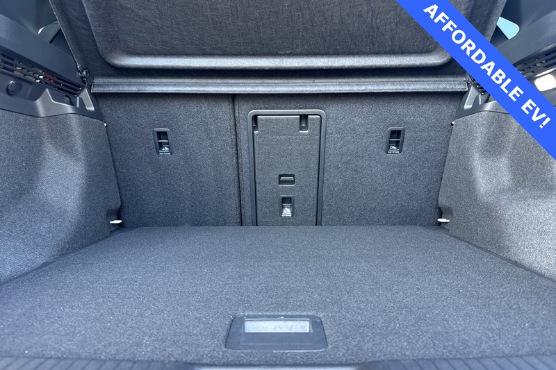 Volkswagen ID.4 Vehicle Full-screen Gallery Image 15