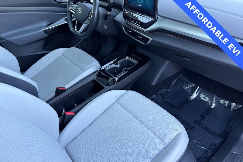 Volkswagen ID.4 Vehicle Full-screen Gallery Image 16
