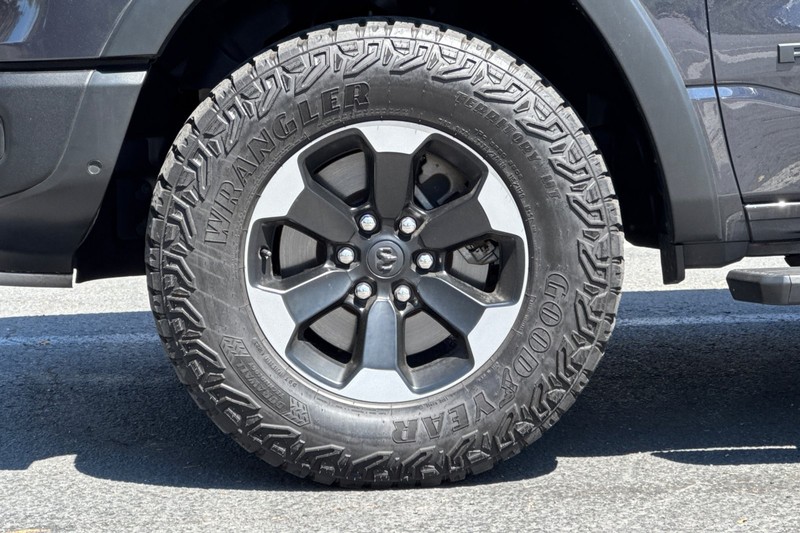 Ram 1500 Vehicle Full-screen Gallery Image 26