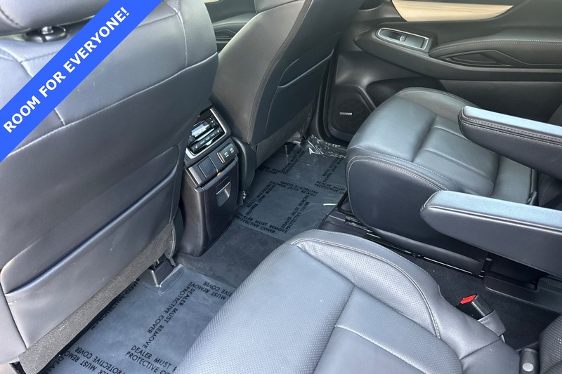 Subaru Ascent Vehicle Full-screen Gallery Image 12