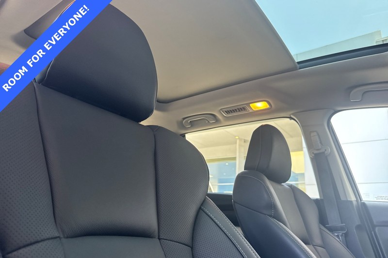 Subaru Ascent Vehicle Full-screen Gallery Image 18