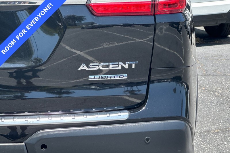 Subaru Ascent Vehicle Full-screen Gallery Image 29