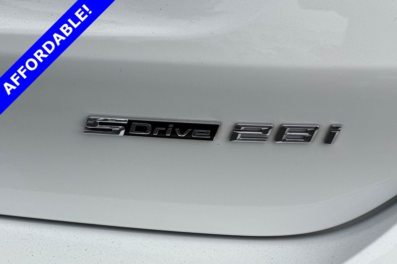 BMW X1 Vehicle Full-screen Gallery Image 26