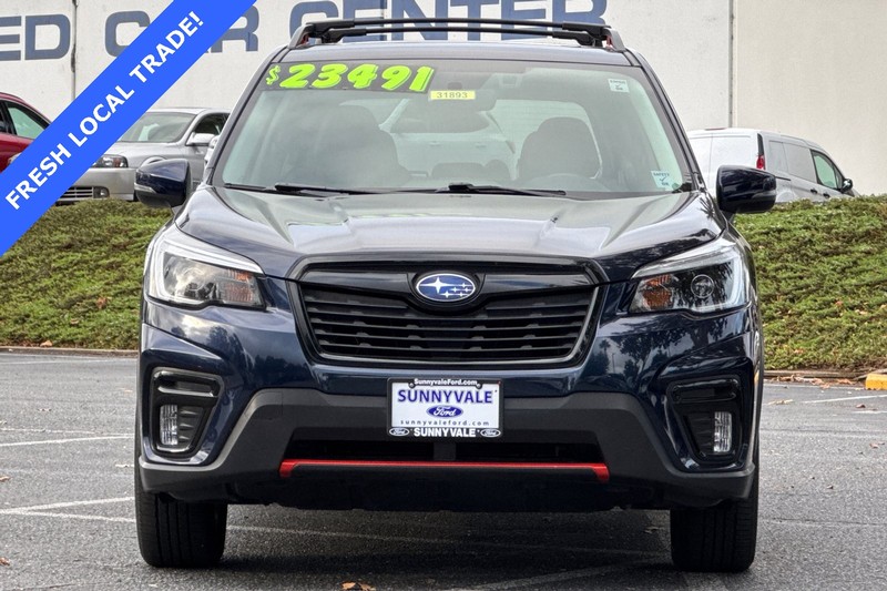 Subaru Forester Vehicle Full-screen Gallery Image 08